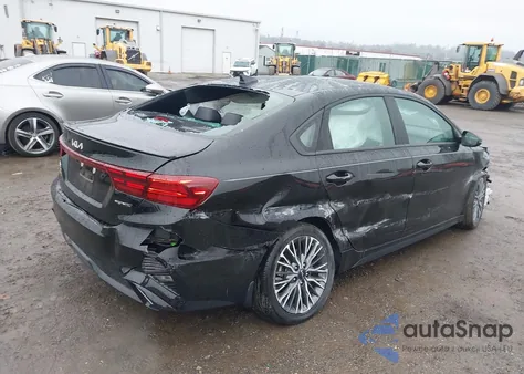 2023 Kia Forte Gt-Line из США, поврежденный, VIN 3KPF54AD5PE520927